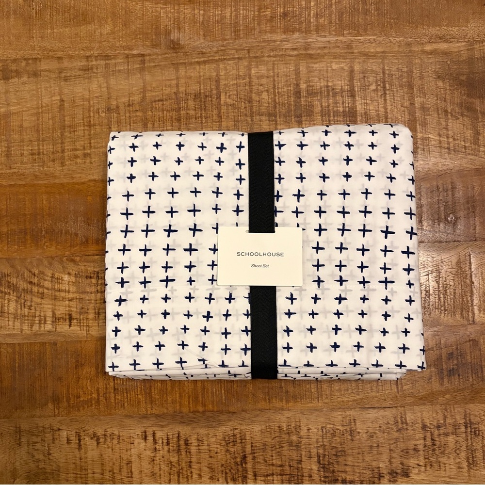 NEW Schoolhouse Imperfect Plus Sheet Set Queen